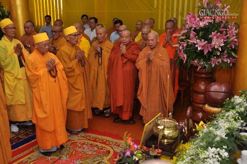 Lễ nhập tháp Trưởng lão HT.Thích Viên Quán ảnh 1 DSC_0003.jpg