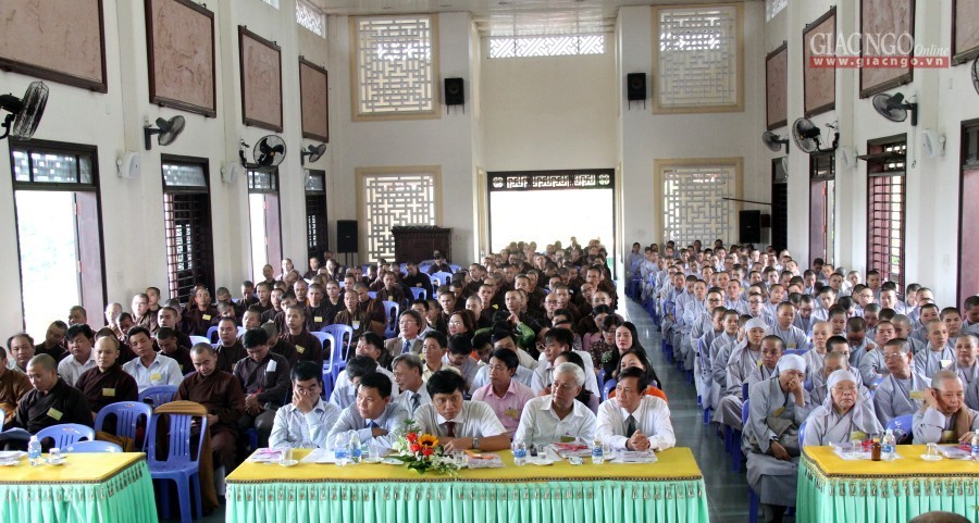 TT-Huế: Trường TCPH khai giảng năm học mới ảnh 6 5.jpg