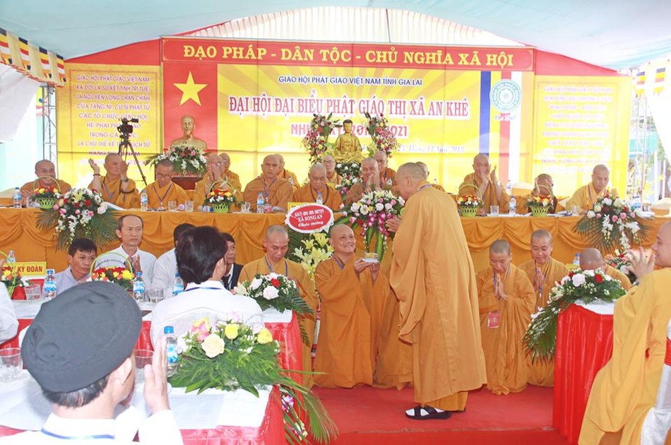 Đại hội đại biểu Phật giáo thị xã An Khê ảnh 4 gl 5.jpg