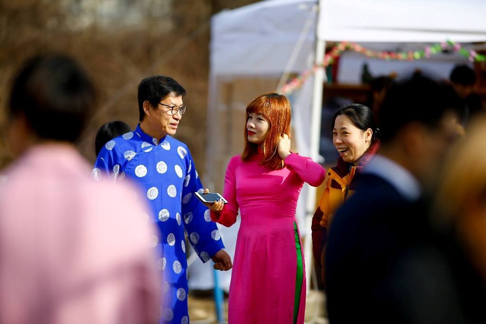 Chùa Việt khắp nơi đón Tết ảnh 9 H13.jpg