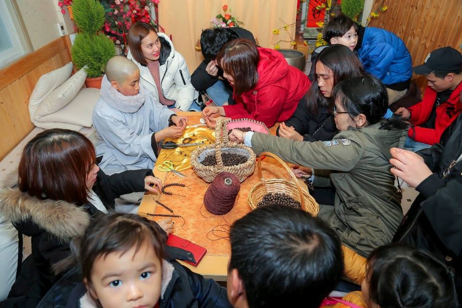 Chùa Việt khắp nơi đón Tết ảnh 11 H15.jpg