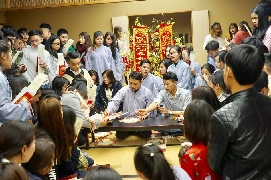 Chùa Việt khắp nơi đón Tết ảnh 13 H17.jpg