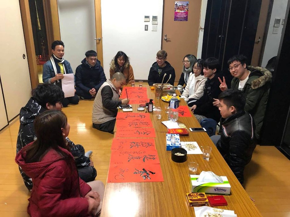 Chùa Việt khắp nơi đón Tết ảnh 17 H21.jpg