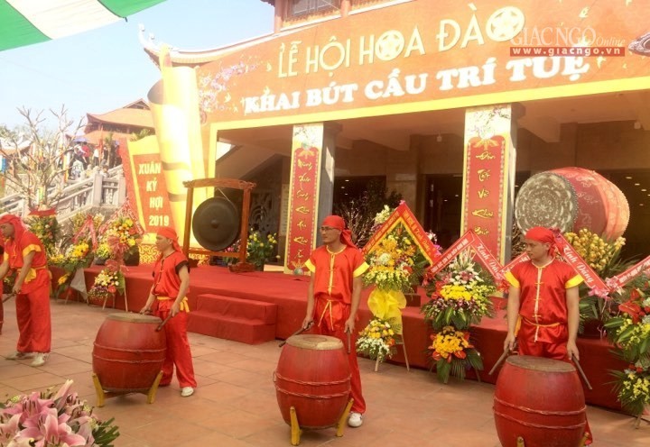 a chuadaitue2.jpg