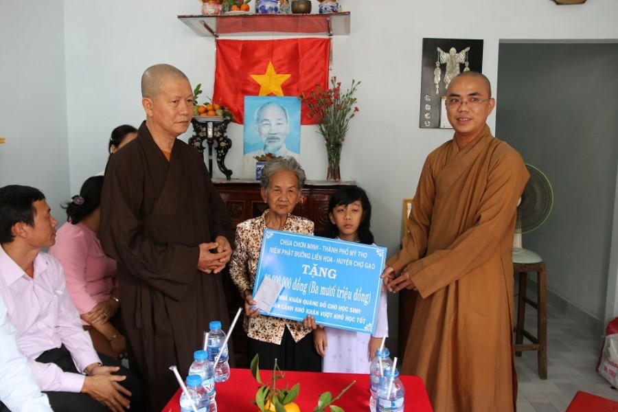 Bàn giao nhà cho học sinh & tặng quà đến bệnh nhân ảnh 1 NhaKQD2.jpg
