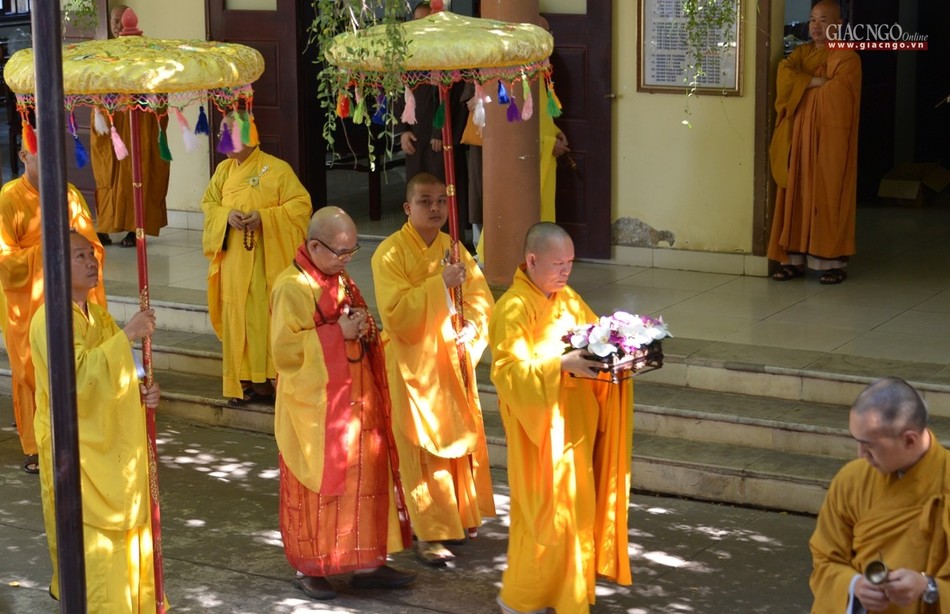 Le tuong niem HT Tinh Khiet (2).jpg