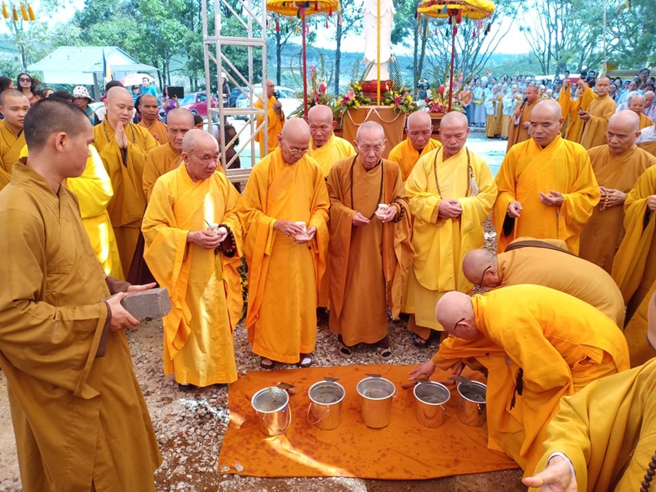 Lâm Đồng: Bổ nhiệm trụ trì tu viện Bát Nhã (Bảo Lộc) ảnh 6 batnha 5.jpg