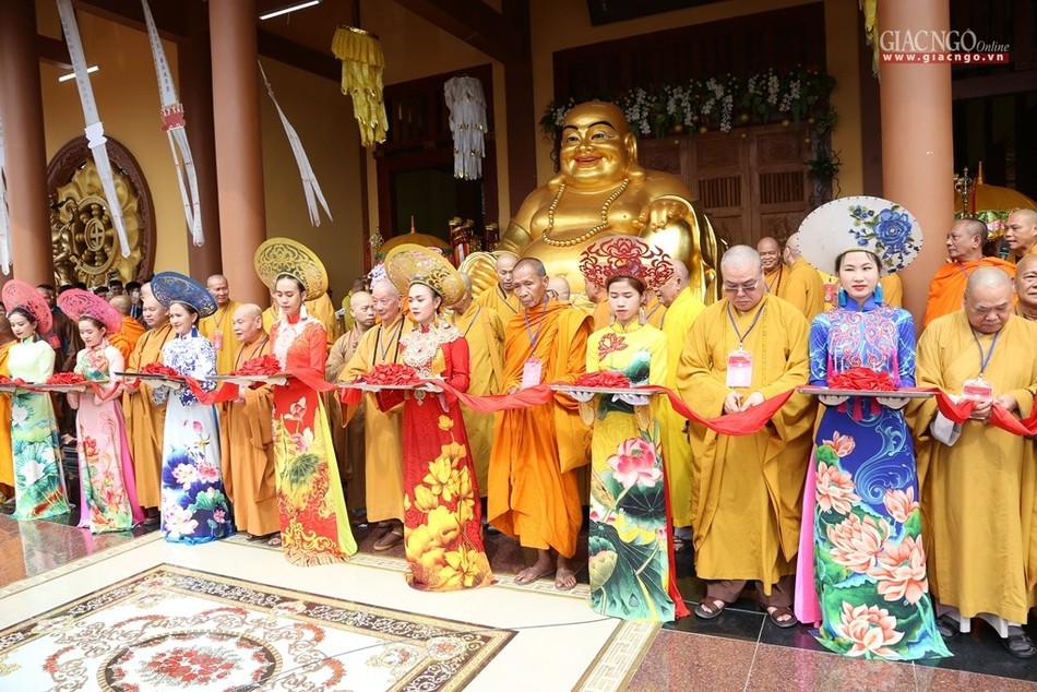 Trang nghiêm lễ khánh thành giai đoạn I tổ đình Phi Lai ảnh 11 H21.jpg