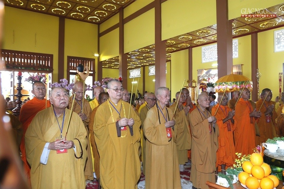 Trang nghiêm lễ khánh thành giai đoạn I tổ đình Phi Lai ảnh 12 H22.jpg