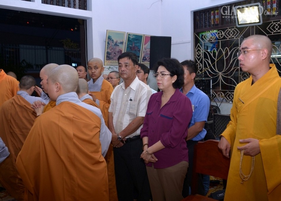 Lễ nhập kim quan NT.Thích nữ Như Châu ảnh 13 BTN_0087_tn.jpg