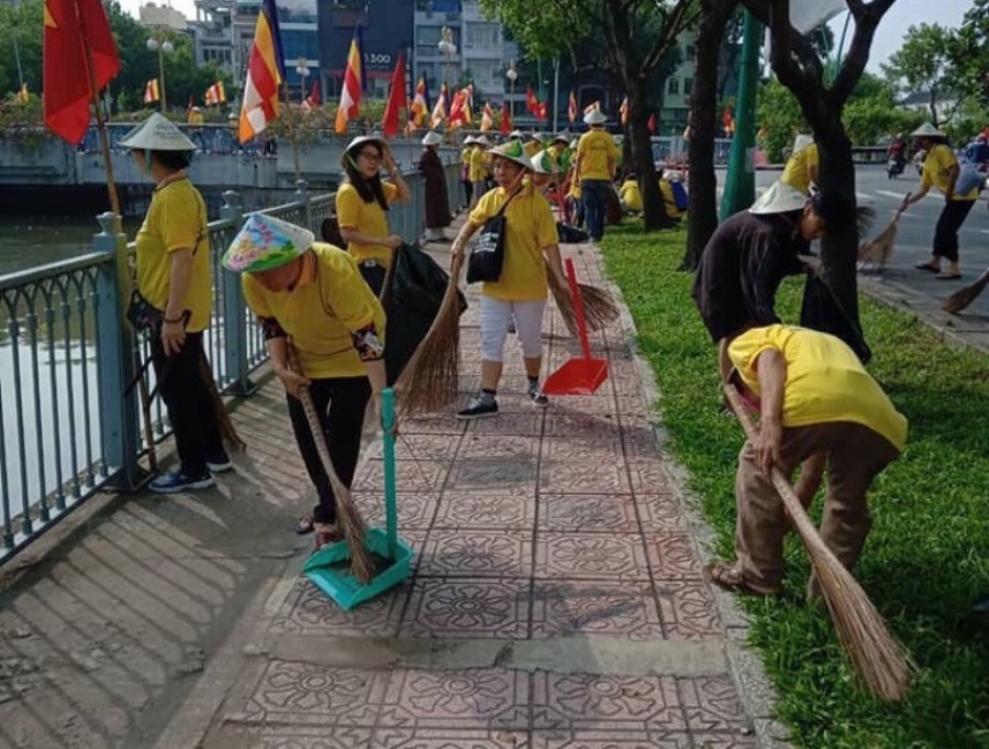 Chùa Viên Giác với nhiều hoạt động mừng Phật đản ảnh 10 H 8.jpg