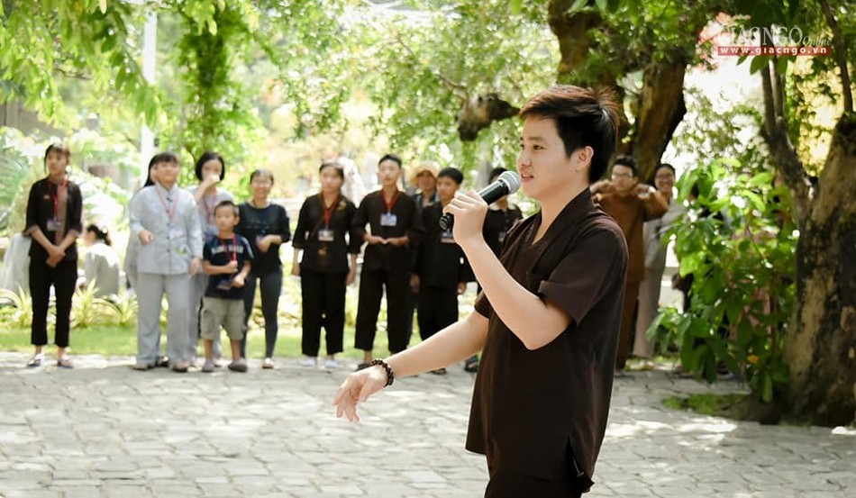 "Con tham gia khóa tu đi, má cho tiền…" ảnh 1 Anh 2.jpg