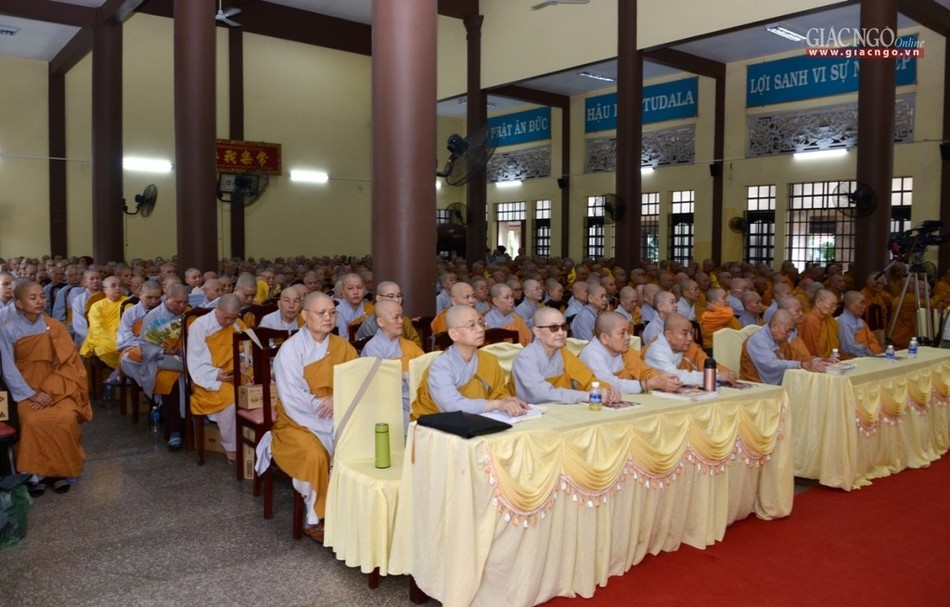 Tr__ng h_ ch_a H_i Kh_nh (8).jpg