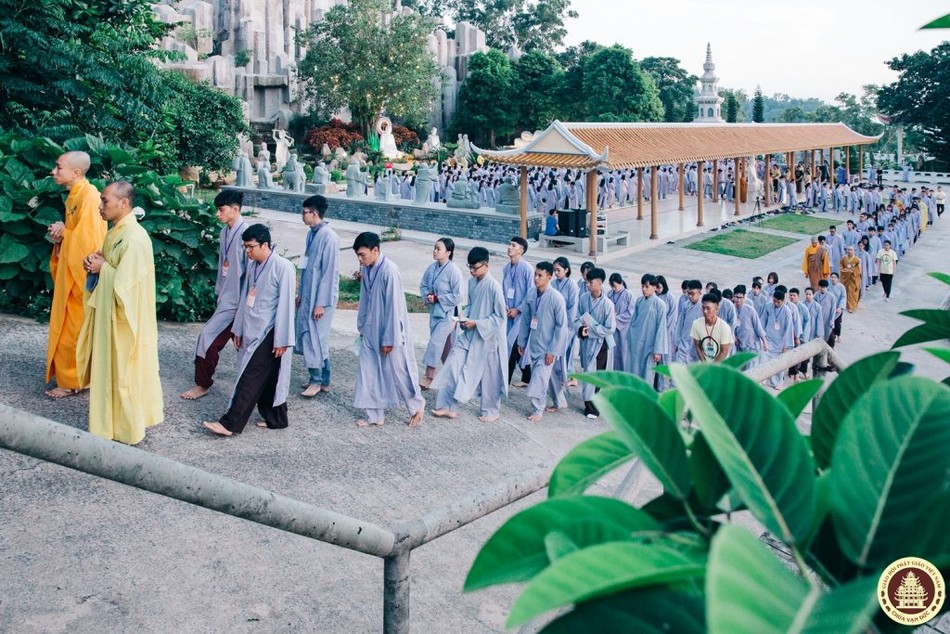 Khóa tu "Vui trong ánh đạo" tại chùa Vạn Linh (Núi Cấm) ảnh 2 13.jpg