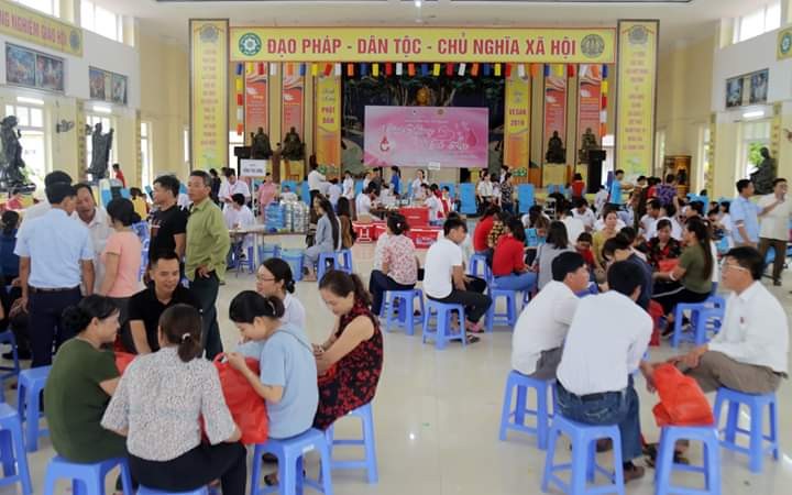 Hiến máu, hỗ trợ nạn nhân tai nạn lao động ở Yên Thành ảnh 1 FB_IMG_1564550114383.jpg