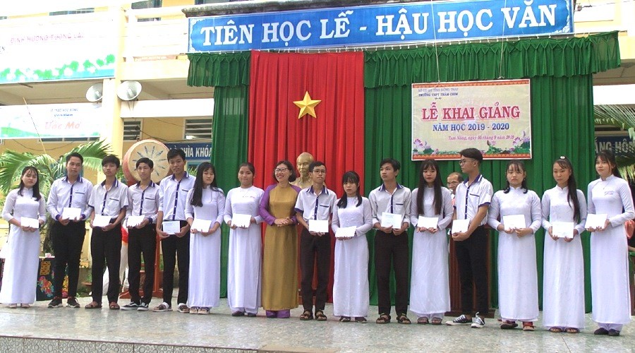 Tang hoc bong.jpg