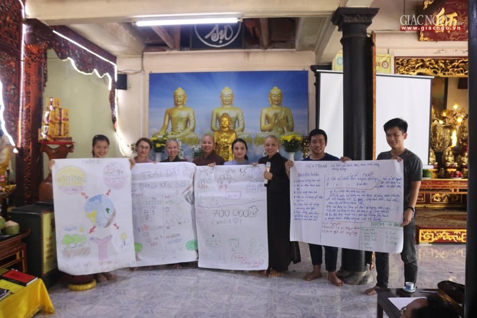 Chùa Đình Quán với túi quà trung thu thân thiện môi trường ảnh 5 69753261_674014663094160_6159625762715467776_n.jpg