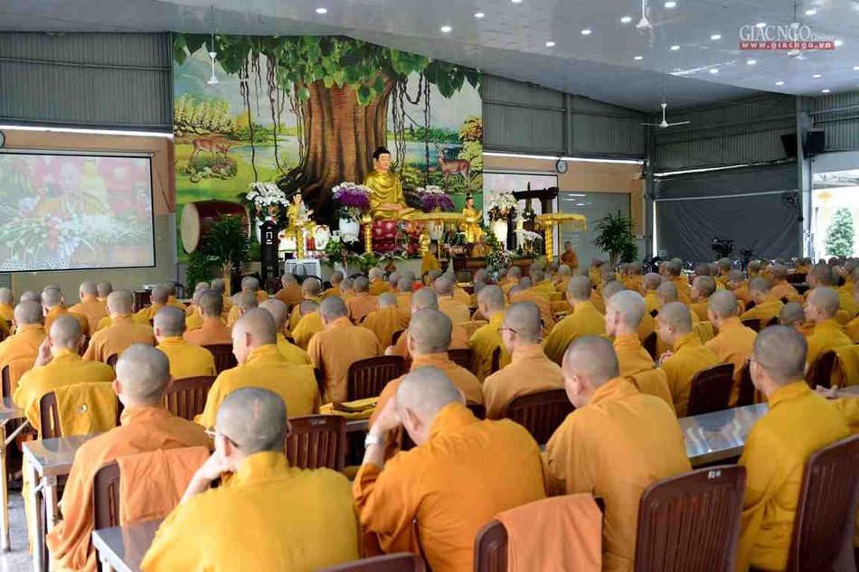 Khoa tu sang 15-9 tai HVPG- LMX (6).JPG