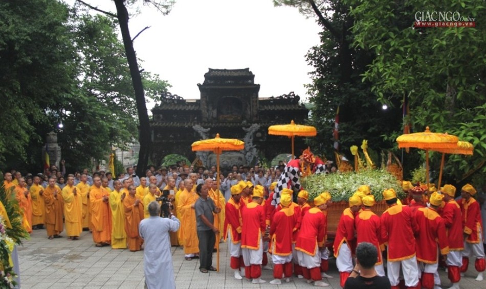 Thành kính tưởng niệm chư tôn giáo phẩm viên tịch ảnh 1 25.jpg