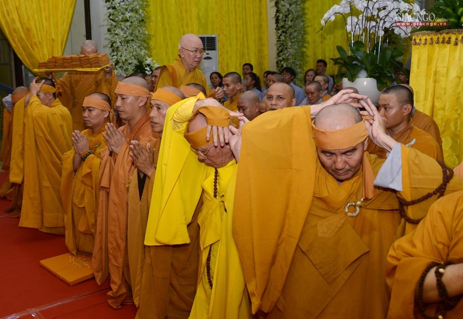 Tang le HT Vien Giac GNO (14).JPG