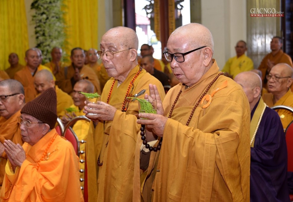 Tang le HT Vien Giac GNO (19).JPG