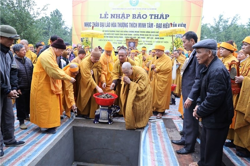 Lễ tưởng niệm, nhập bảo tháp Trưởng lão HT.Thích Minh Tâm ảnh 10 IMG_22122019_35.jpg