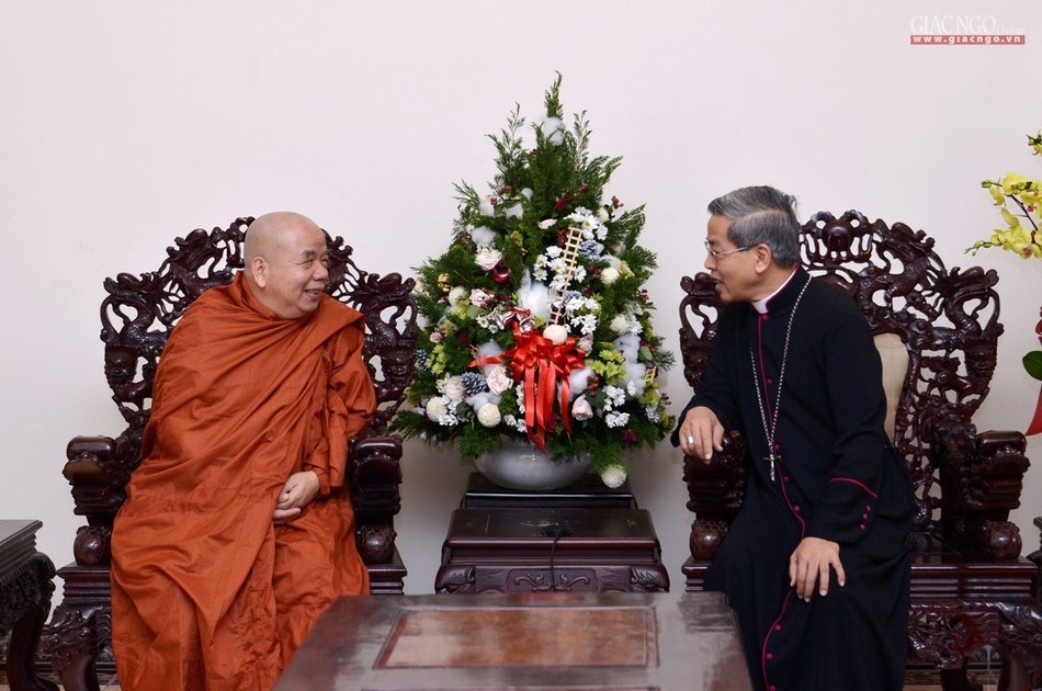 Giáo hội chúc mừng Giáng sinh ảnh 1 BTN_0005.jpg