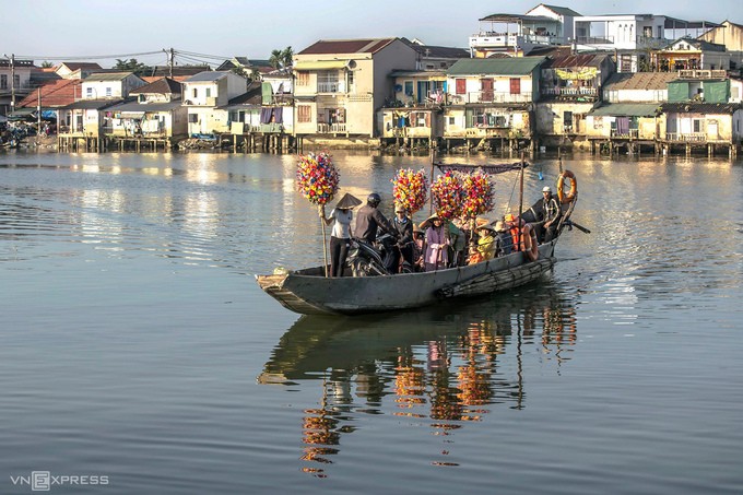 hoa-giay-hue-vnexpress-8-1578374861_680x0.jpg
