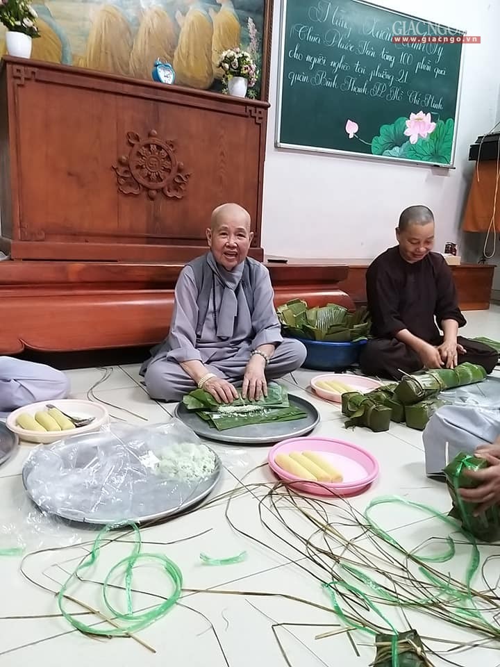 Hồn quê trong chùa phố ảnh 3 a honque 11.jpg