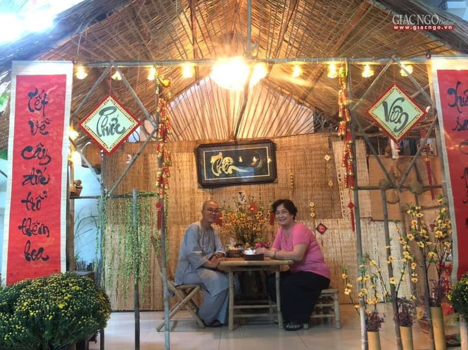 Hồn quê trong chùa phố ảnh 9 a honque 7.jpg