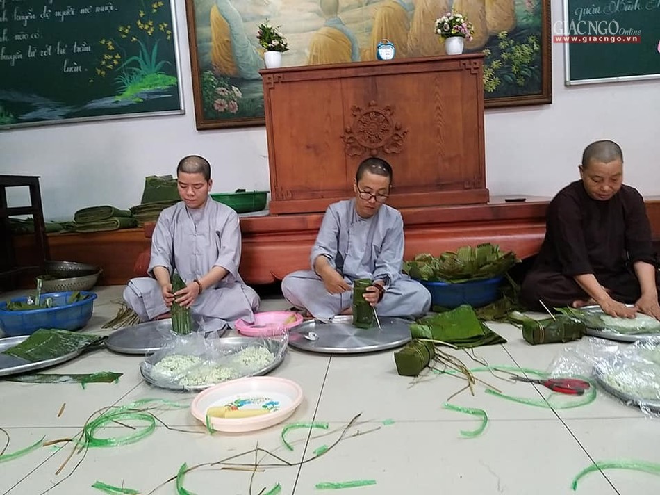 Hồn quê trong chùa phố ảnh 5 a honque 9.jpg