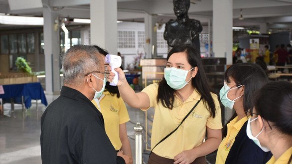 Thế giới có hơn 857.000 người mắc Covid-19, VN 212 ca ảnh 1 thailan.jpg