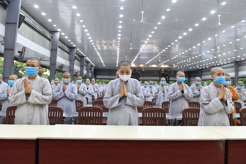 TP.HCM: Tăng Ni sinh Học viện trở lại học nội trú ảnh 5 04.jpg