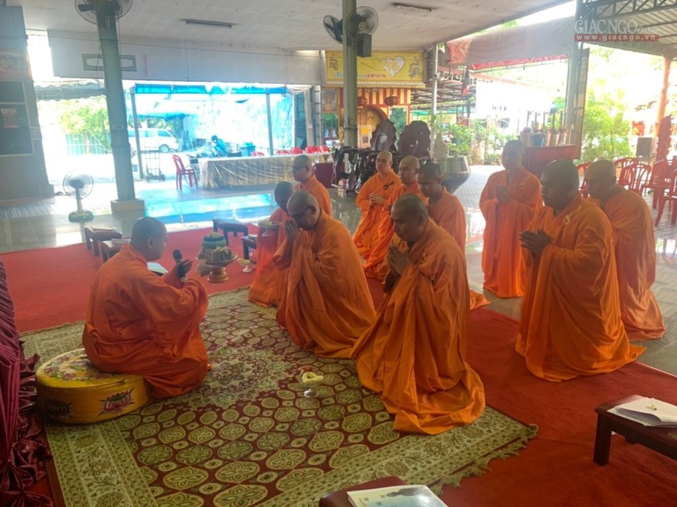 Chùa Việt Nam tại Thái Lan tác pháp An cư kiết hạ ảnh 2 A2.jpg