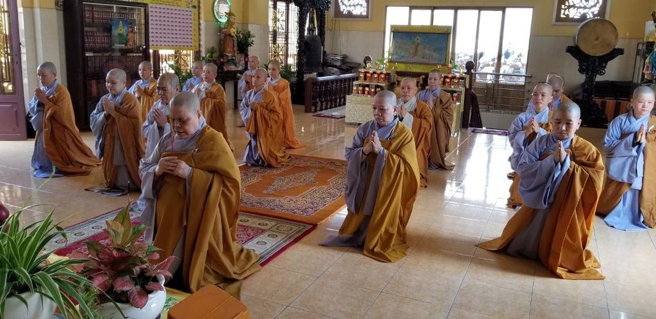 Phật giáo Q.1 trang nghiêm khai hạ ảnh 4 H8.jpg