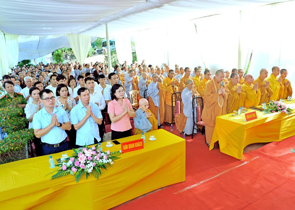 Niệm Phật cầu gia hộ.jpg