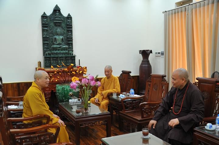 HT.Thích Trí Quảng vấn an Đức Pháp chủ GHPGVN ảnh 7 7-22.jpg