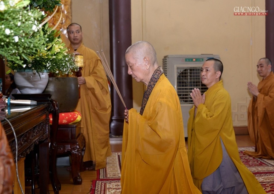 Khoa tu - Cung duong - Quy Y (20).jpg