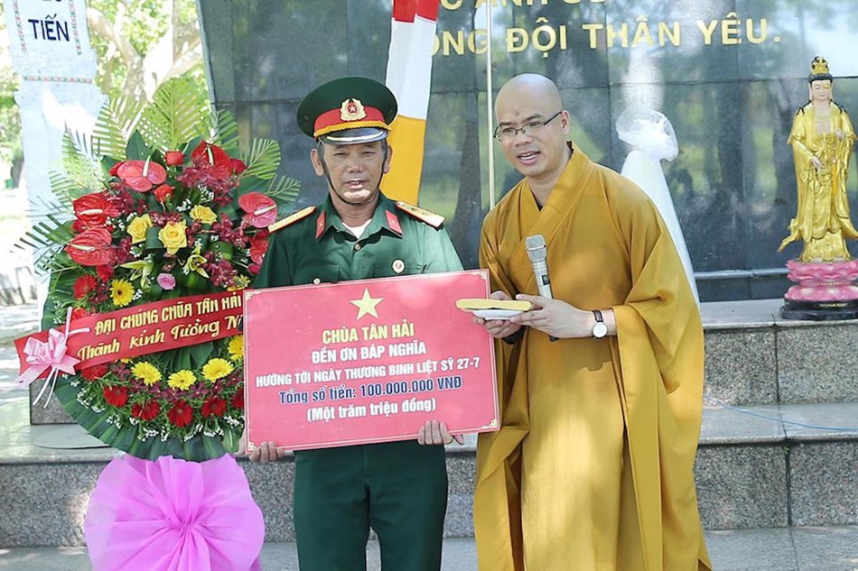 Chùa Tân Hải tổ chức đền ơn đáp nghĩa ảnh 3 49.jpg