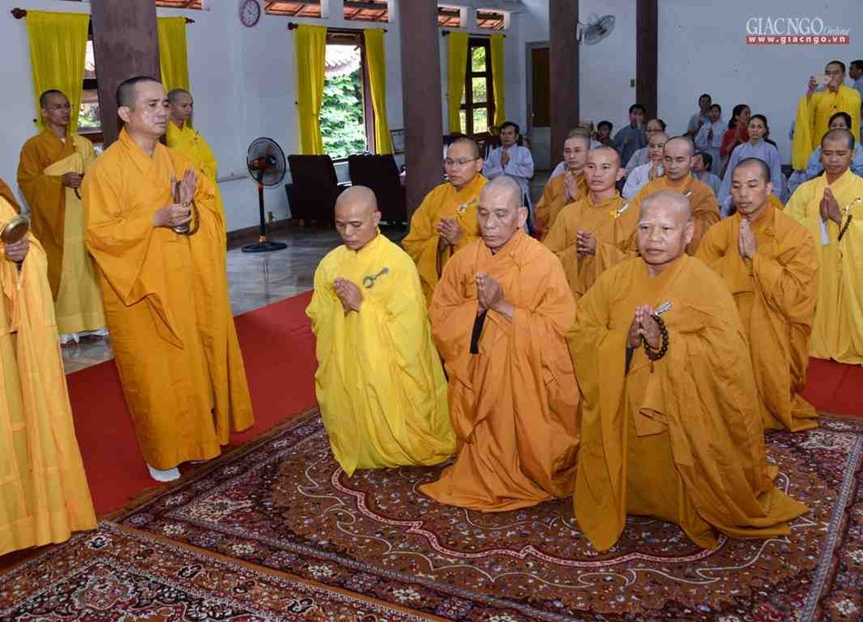 Le chung that HT Phuoc Son- Thien vien Van Hanh (15).jpg