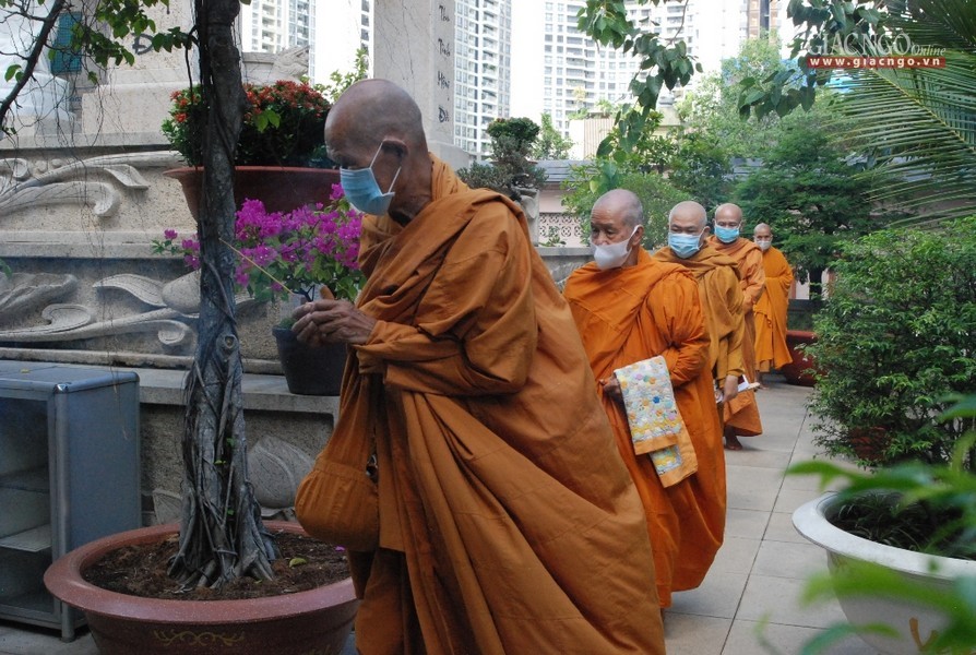 Tưởng niệm Hòa thượng Pháp sư Giác Nhiên ảnh 4 H4.jpg