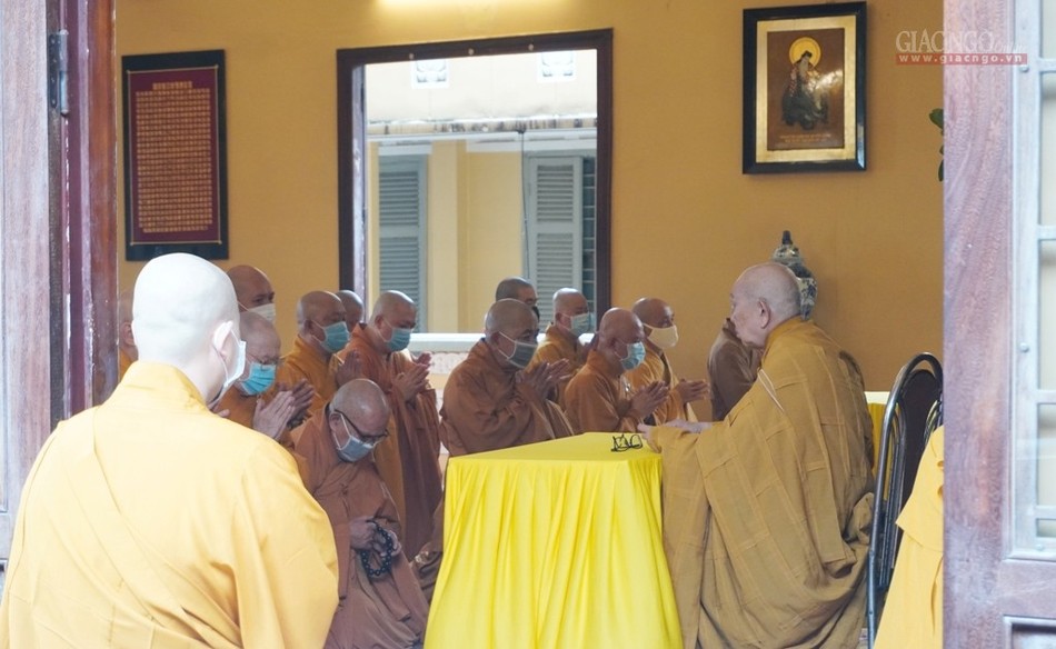 Phật giáo Q.10 tác pháp Tự tứ ảnh 5 11q.jpg