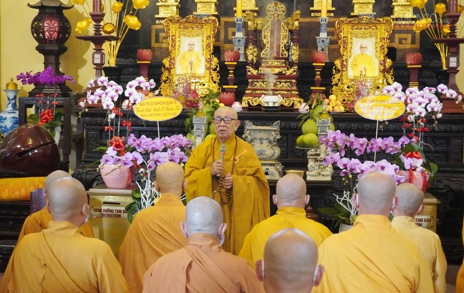 Phật giáo Q.10 tác pháp Tự tứ ảnh 4 5q.jpg