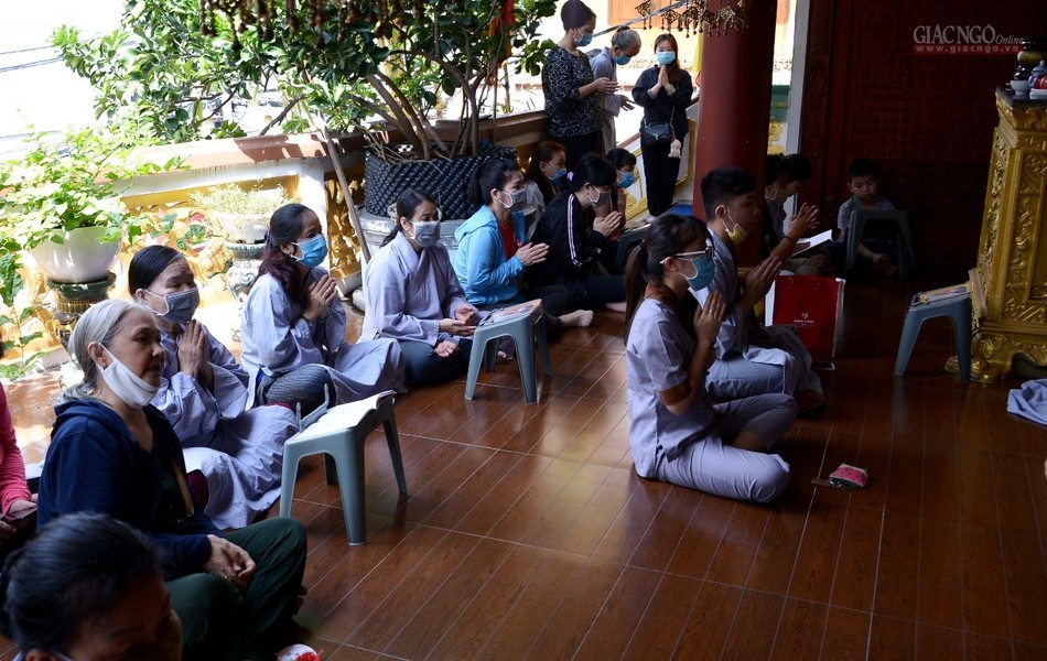 Rằm Vu Lan - Tối 14 - sáng 15 (18).jpg