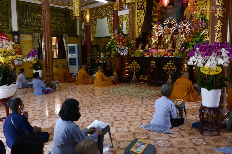 Rằm Vu Lan - Tối 14 - sáng 15 (19).jpg