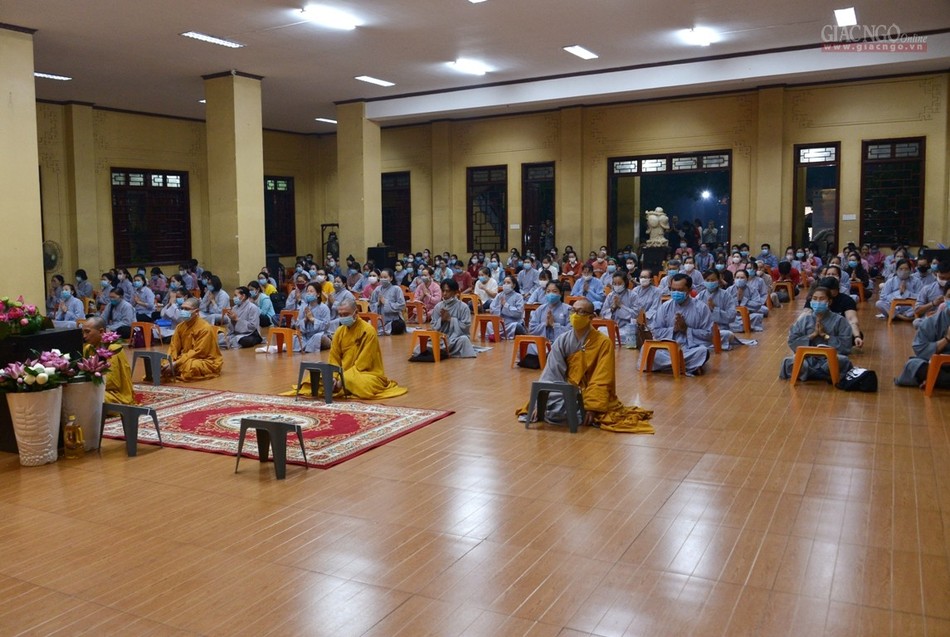 Rằm Vu Lan - Tối 14 - sáng 15 (4).jpg