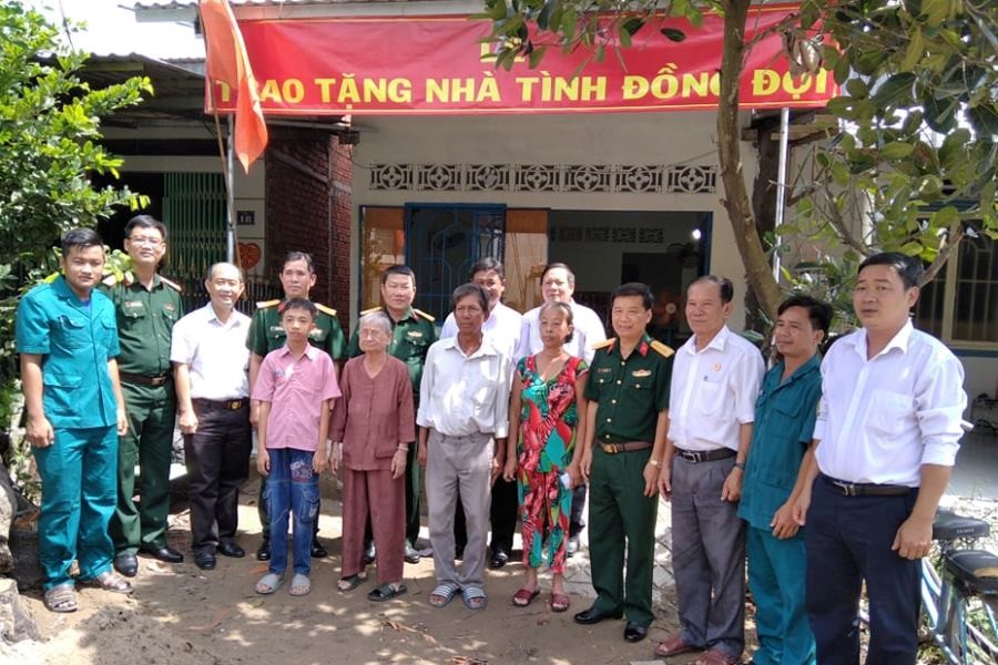 Tang nha tinh dong doi tai xa An Long.jpg