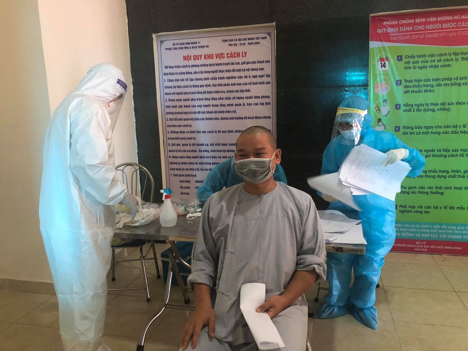 Thêm 46 Tăng Ni du học Ấn Độ về nước ảnh 3 dongdac 2.jpg