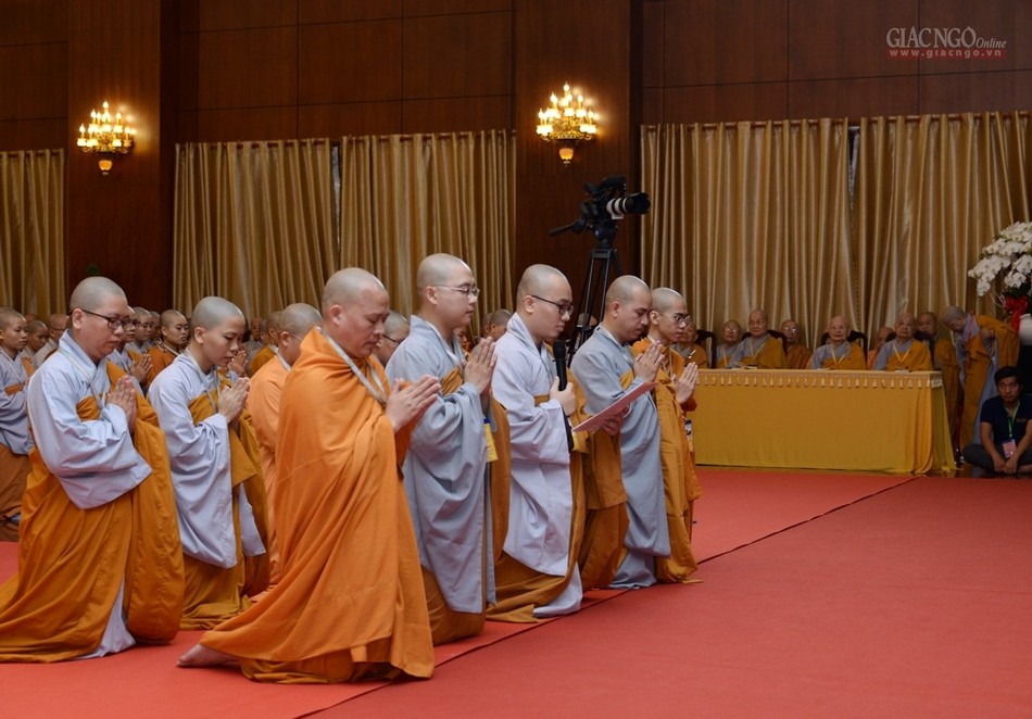 Trang nghiêm lễ khai mạc Đại giới đàn Huệ Hưng PL.2564 ảnh 7 BTN_0399.jpg