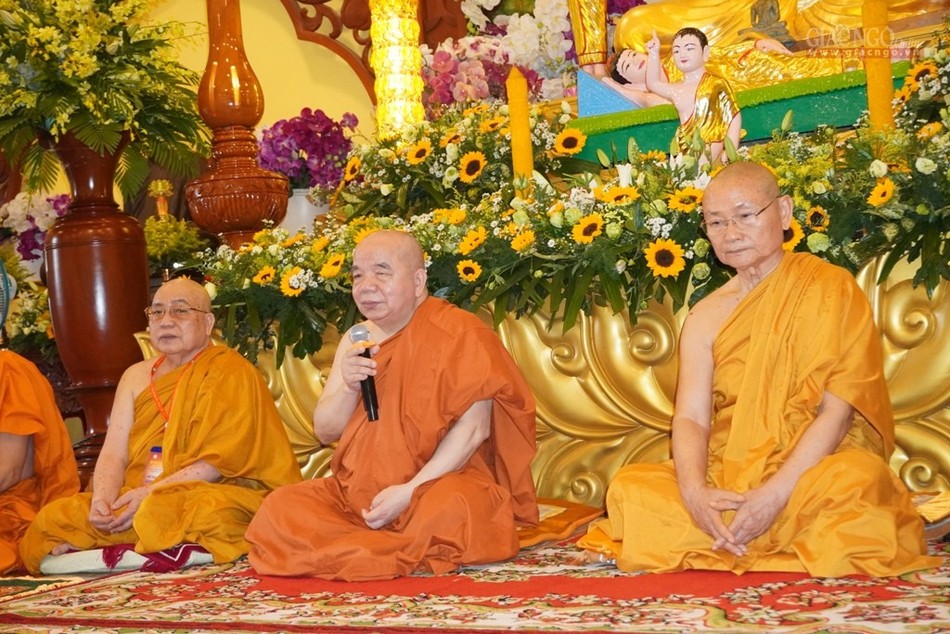 Đại giới đàn Huệ Hưng tại chùa Bửu Quang hoàn mãn ảnh 9 22bm.jpg